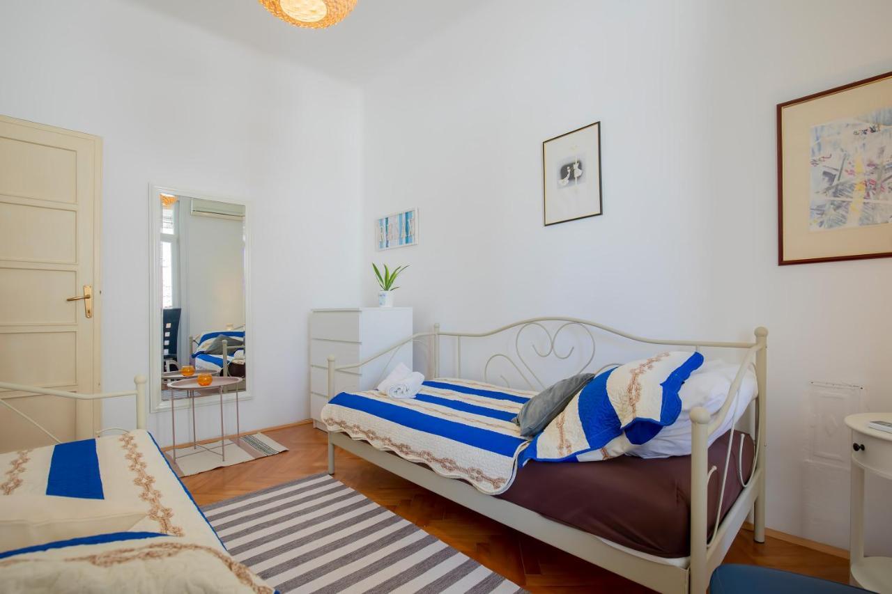 Amphitheater Apartment Pula Exterior foto